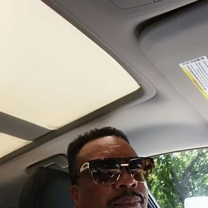 Meet your Posher, Lee